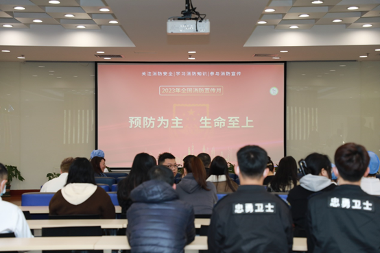 655708a65ca2c.png 655708a65ca2c.png