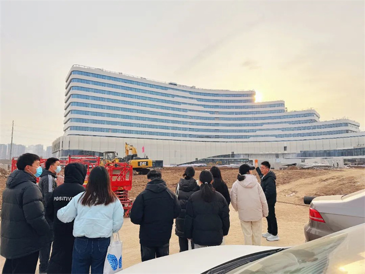 676b6b9ef081b.jpg 676b6b9ef081b.jpg