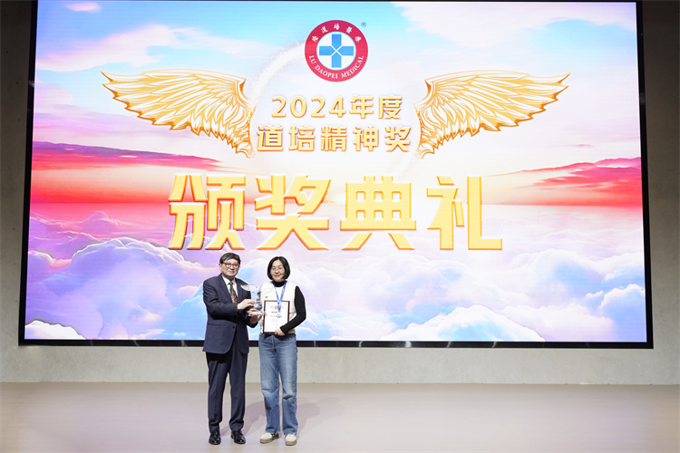 6790bbc3b8295.jpg 6790bbc3b8295.jpg