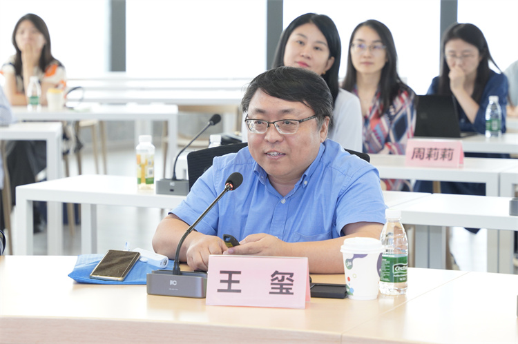 6863b6f1e5212.jpg 6863b6f1e5212.jpg