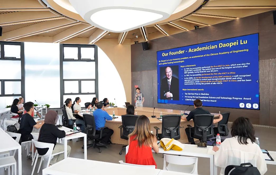 687a13475783a.jpg 687a13475783a.jpg