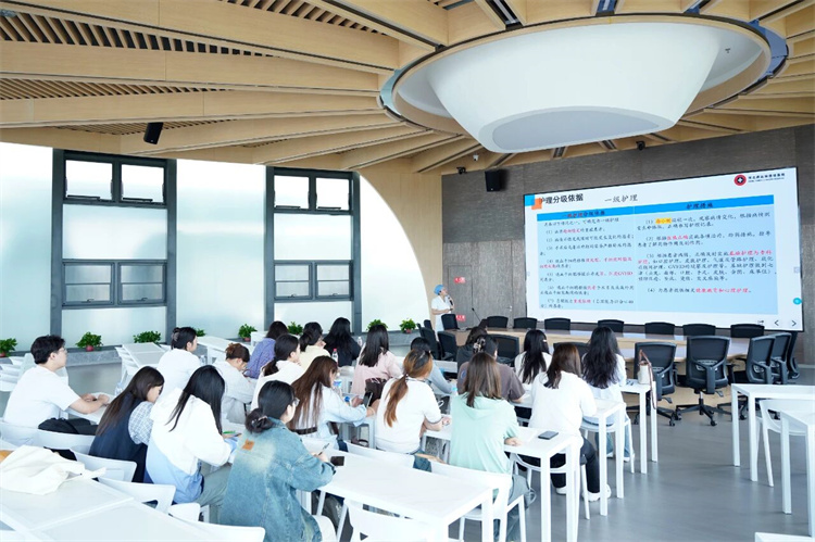 68c3c918263ae.jpg 68c3c918263ae.jpg