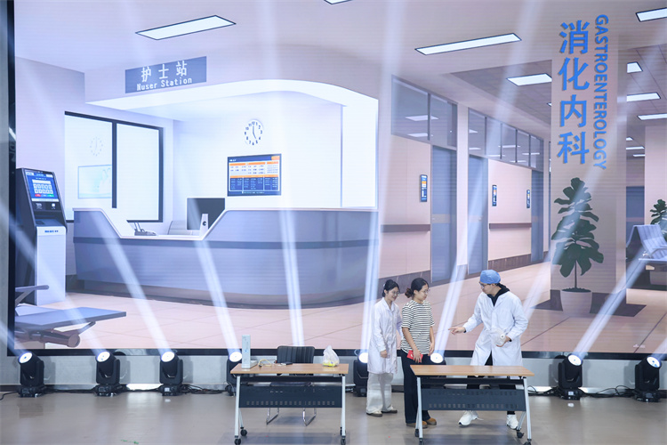 698aefc28c8da.jpg 698aefc28c8da.jpg